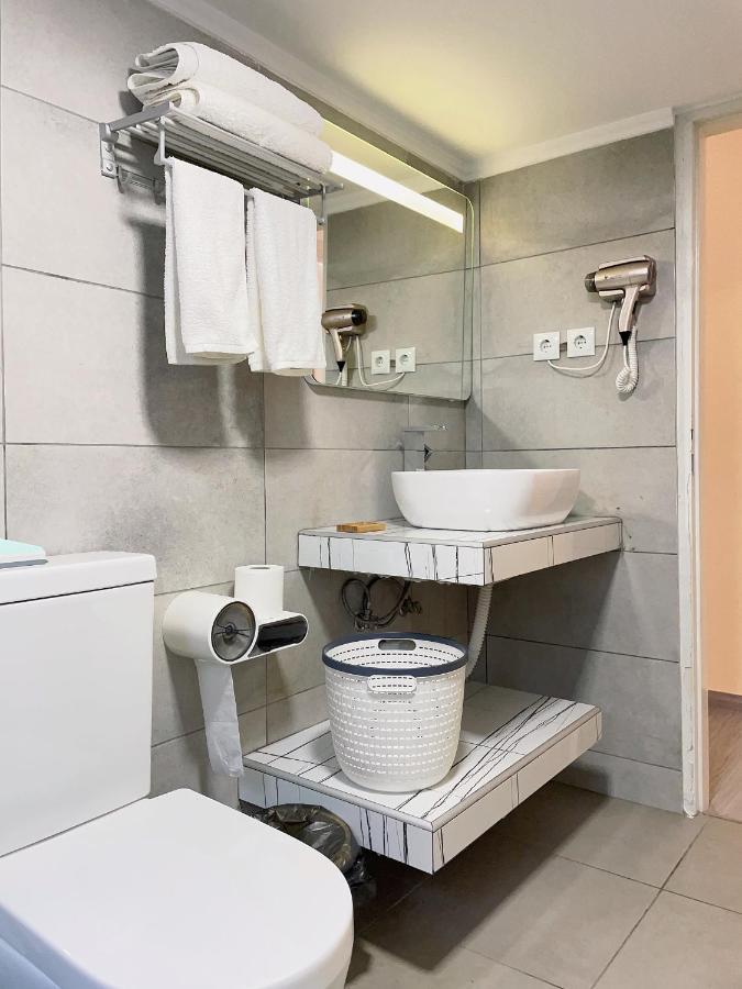 Uoohome7 Garden One Bedroom เอเธนส์ ภายนอก รูปภาพ