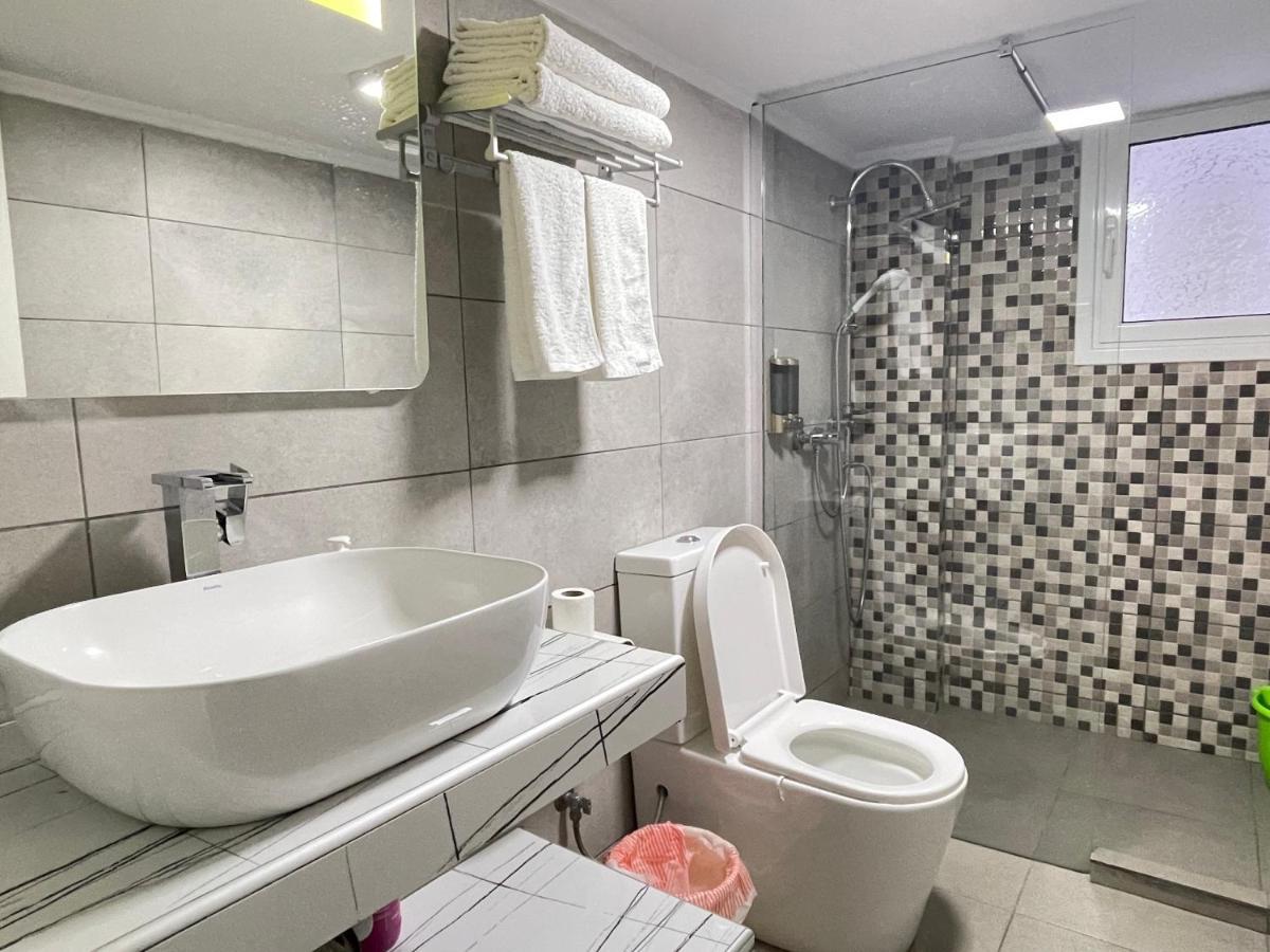 Uoohome7 Garden One Bedroom เอเธนส์ ภายนอก รูปภาพ